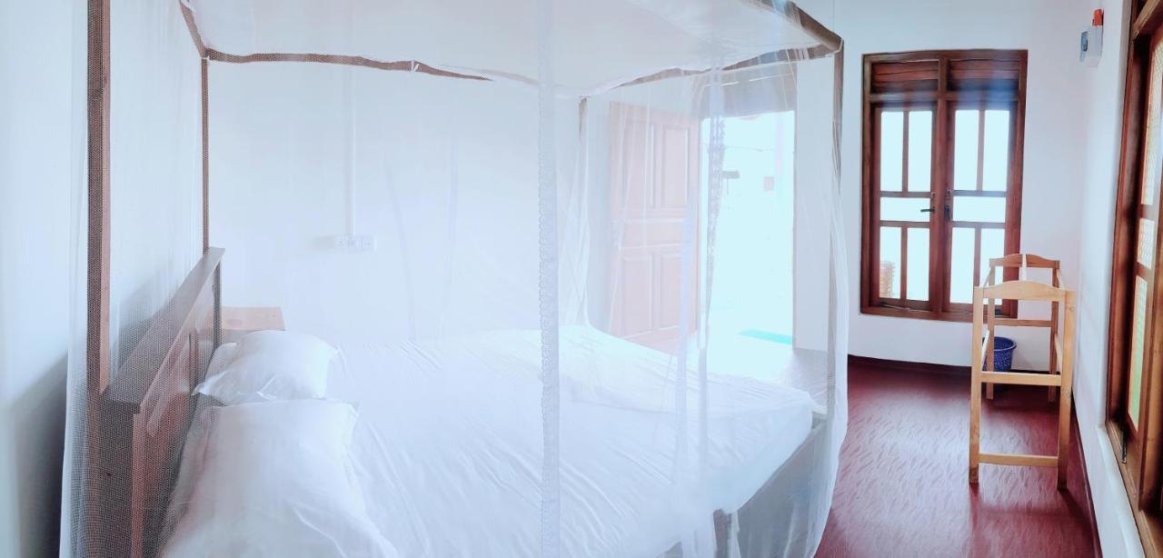 Exotic Beach Hotel Arugam Bay Exterior photo
